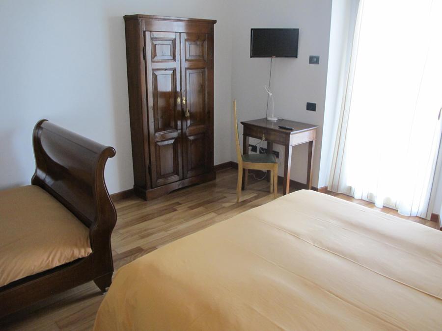 Villa Emilia Castronno Phòng bức ảnh