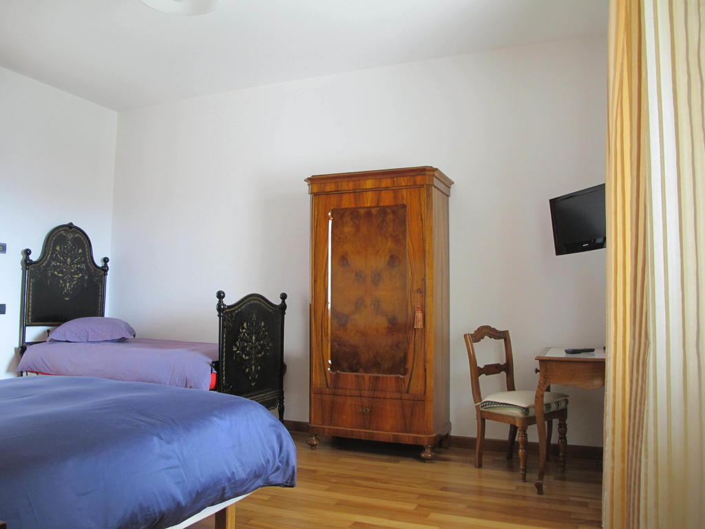 Villa Emilia Castronno Ngoại thất bức ảnh